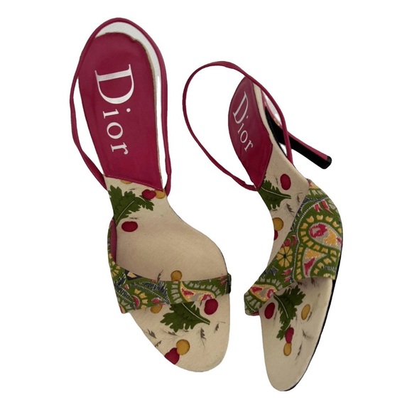 Dior Shoes - Dior Vintage EU 41 Pink Cream Paisley Lock Key Charm Slingback Sandals Heels Y2K